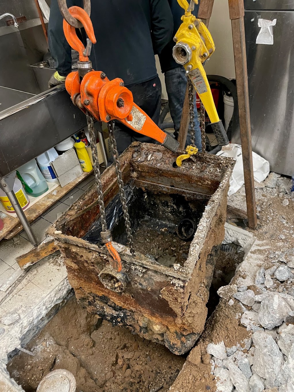 JP GREASE TRAP SERVICE INC | 224 Milvan Dr, North York, ON M9L 2A5, Canada | Phone: (416) 294-6410