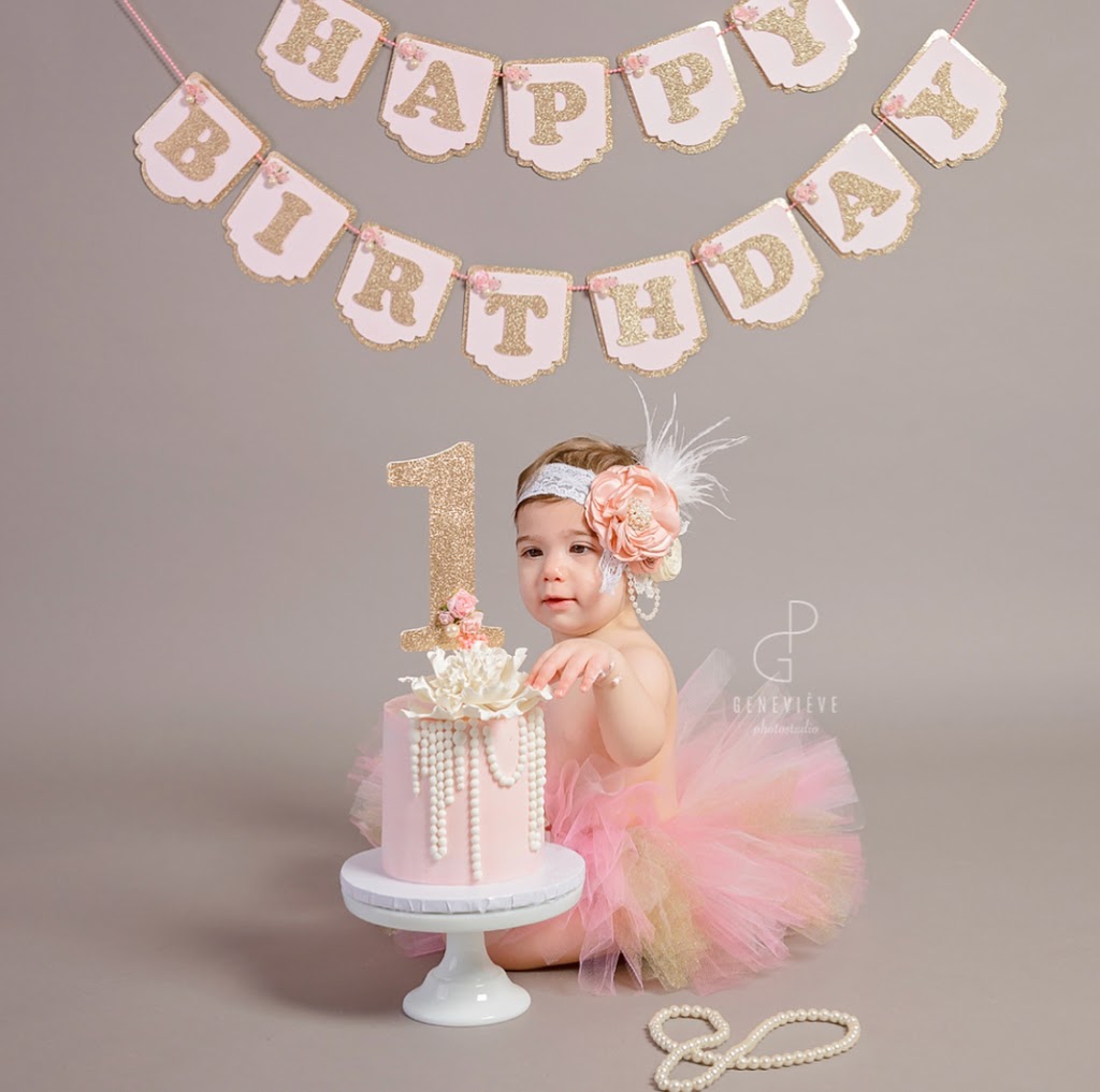 Genevieve Photostudio | 42 Strawberry Hill Ct, Bolton, ON L7E 2M4, Canada | Phone: (289) 428-0190