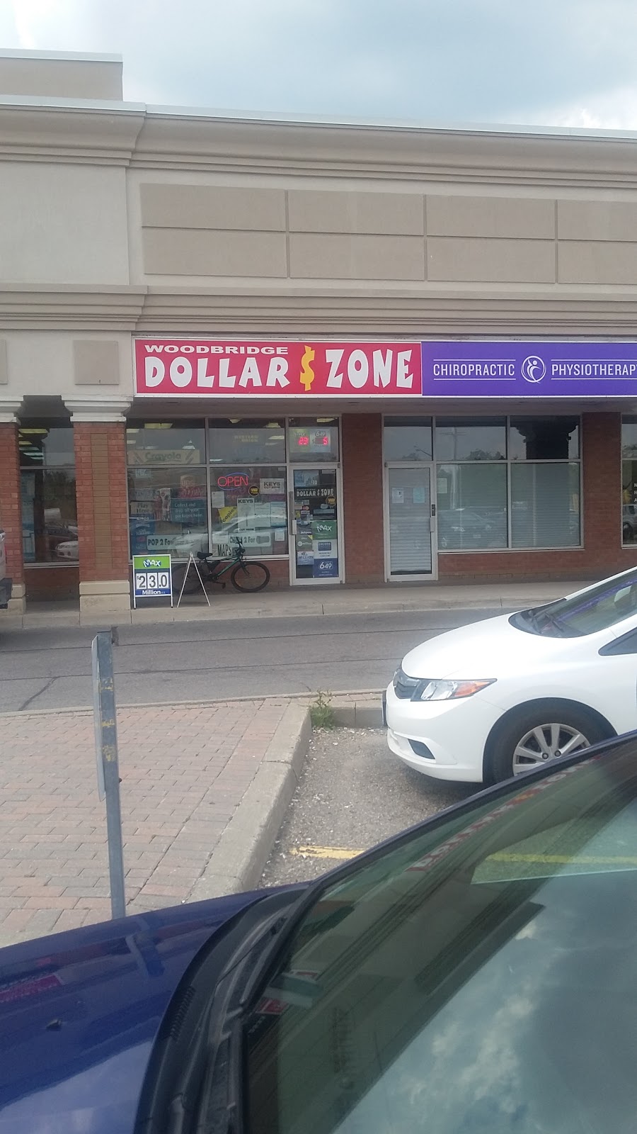 Woodbridge Dollar Zone | 9600 Islington Ave, Woodbridge, ON L4H 2T1, Canada | Phone: (905) 893-3106