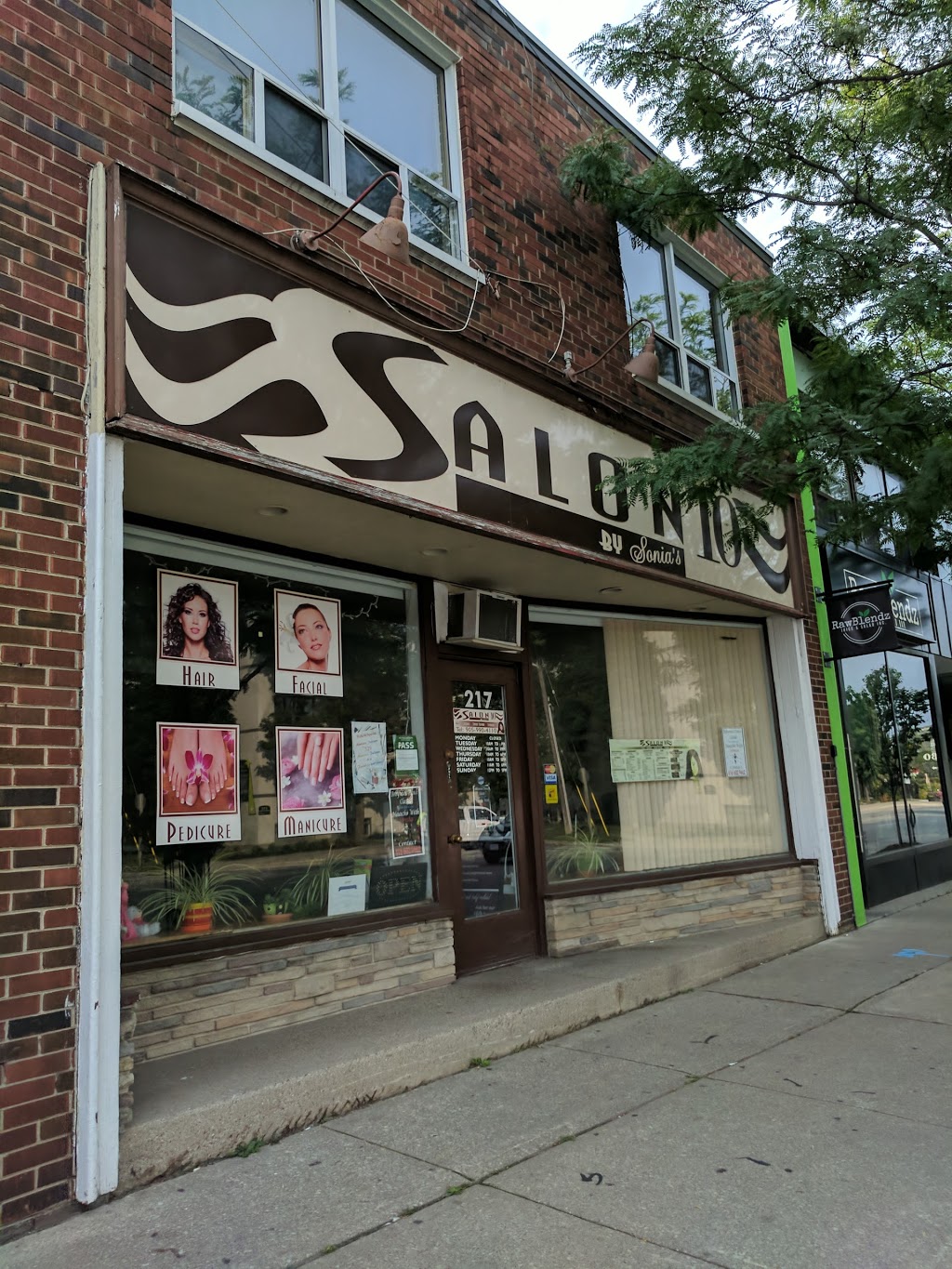 SALON 10 BY SONIA | 217 Lakeshore Rd E, Mississauga, ON L5G 1G5, Canada | Phone: (905) 990-4110