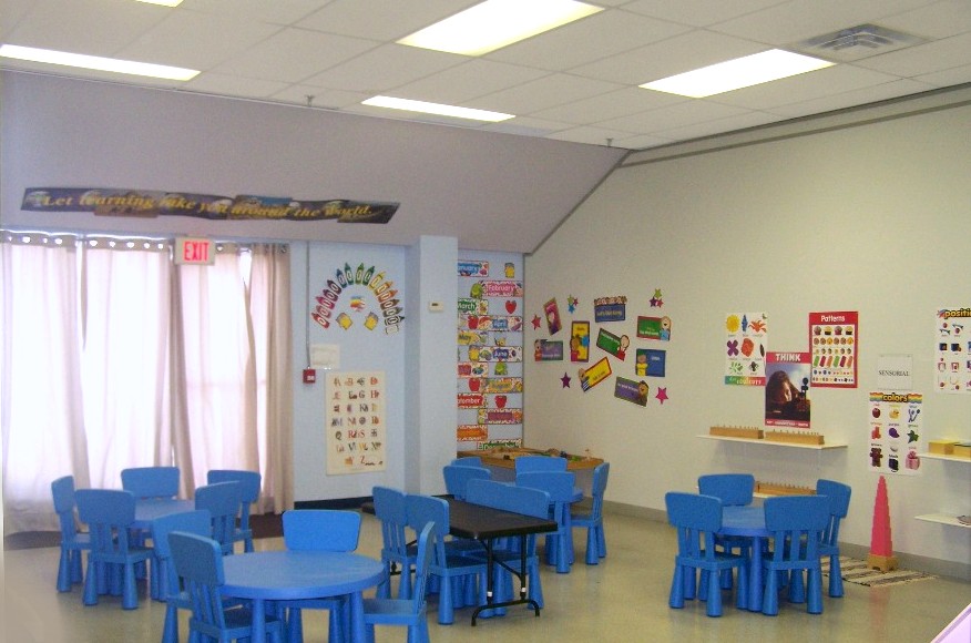 Little Scholars Montessori - Barrhaven | 2910 Woodroffe Ave, Nepean, ON K2J 4G3, Canada | Phone: (613) 823-4047