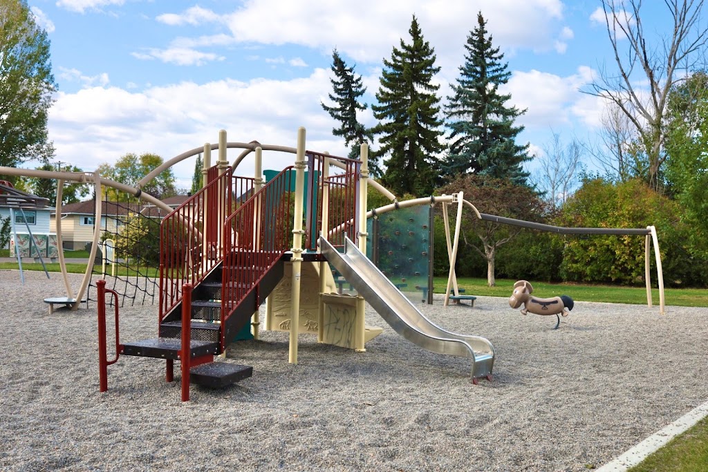 Victory Park Playground | 2316 7 St NE, Calgary, AB T2E 4C9, Canada | Phone: (403) 268-2489