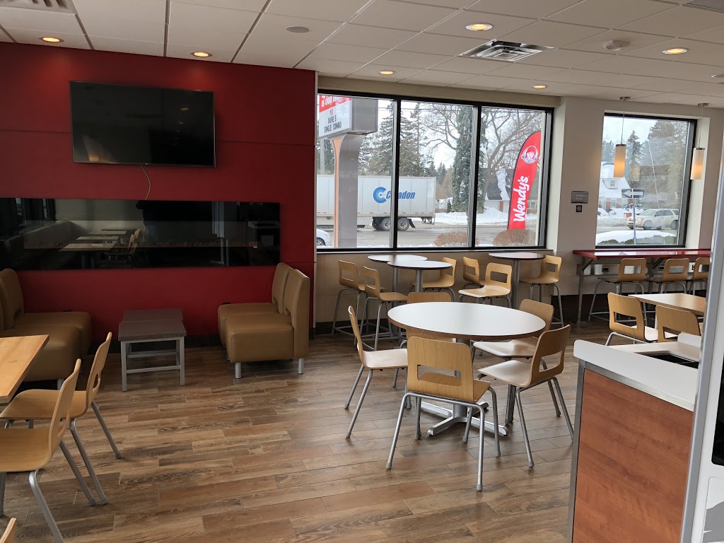 Wendys | 4500 King St E, Kitchener, ON N2P 2G4, Canada | Phone: (519) 650-0163