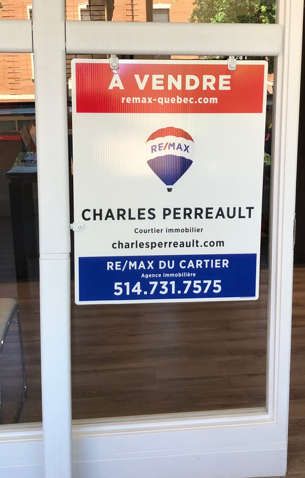 Charles Perreault courtier immobilier Remax | 1257 Bl, Laird Blvd, Mount Royal, QC H3P 2S9, Canada | Phone: (514) 731-7575