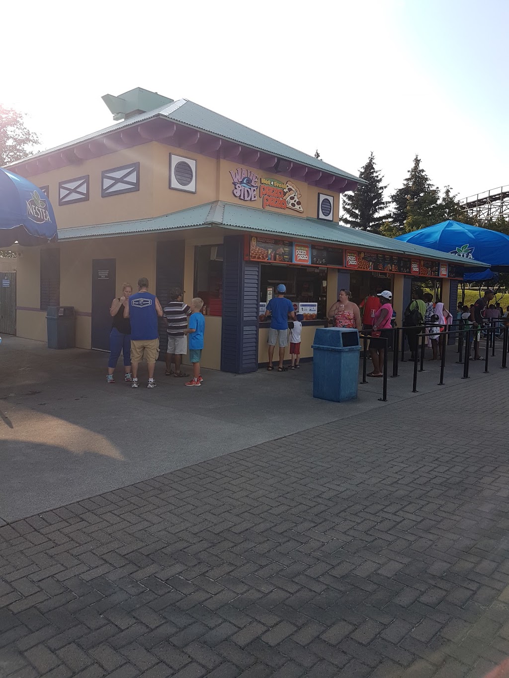 Pizza Pizza | 1 Canadas Wonderland Drive, Maple, ON L6A 1S6, Canada | Phone: (905) 832-7000