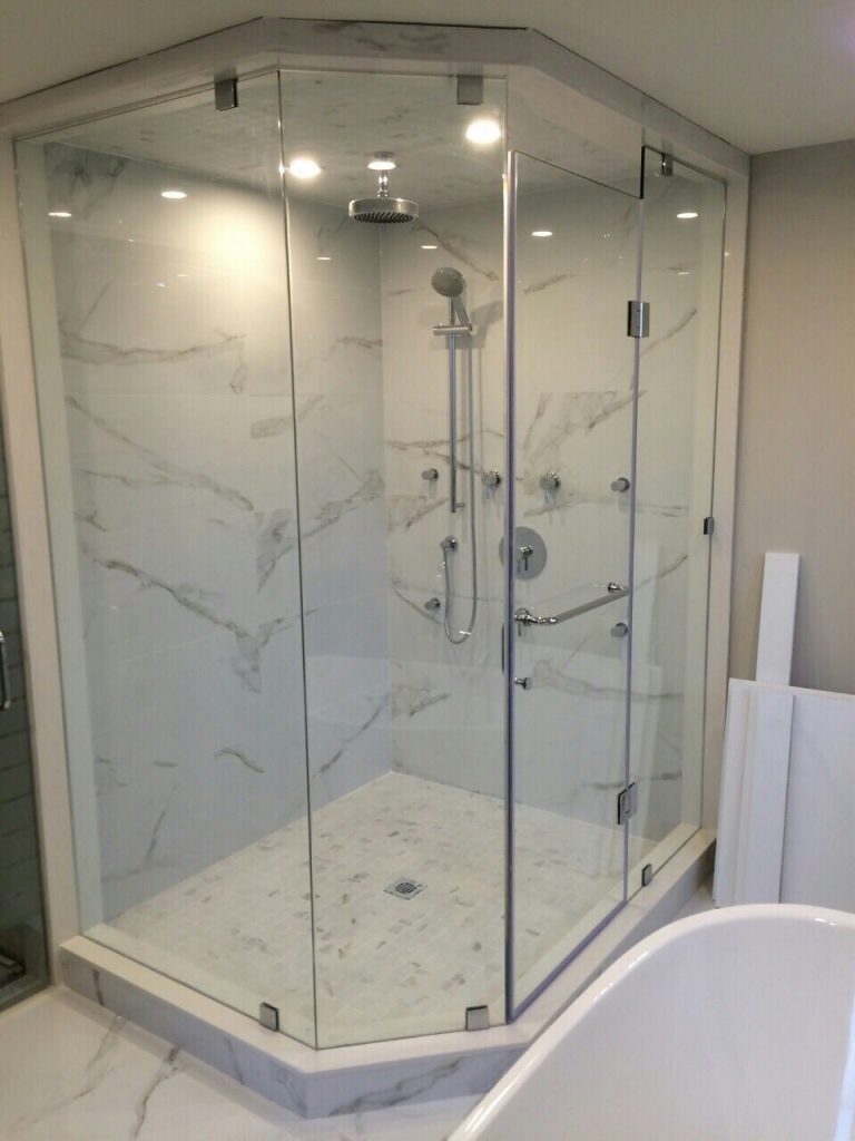 Glass & Mirror Specialists | 134 Beaconsfield Dr, Woodbridge, ON L4H 3N5, Canada | Phone: (416) 825-8561