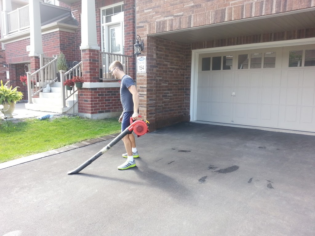 Daves Superior Driveway Sealing | 4106 Stadelbauer Dr, Beamsville, ON L0R 1B7, Canada | Phone: (905) 563-0257
