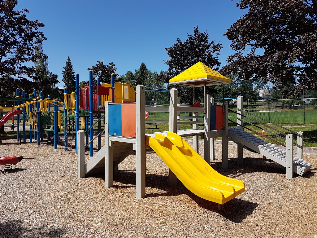 Wesburn Park | 4781 Parkwood Ave, Burnaby, BC V5G 3C6, Canada | Phone: (604) 294-7450