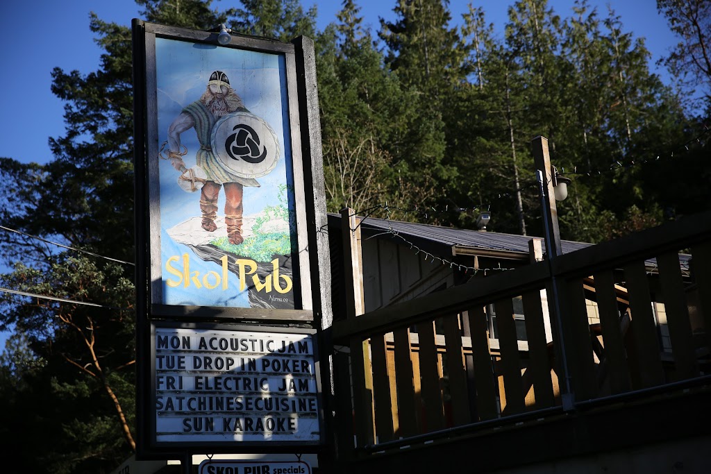 Skol Pub | 355 N Rd, Gabriola, BC V0R 1X1, Canada | Phone: (250) 247-9988