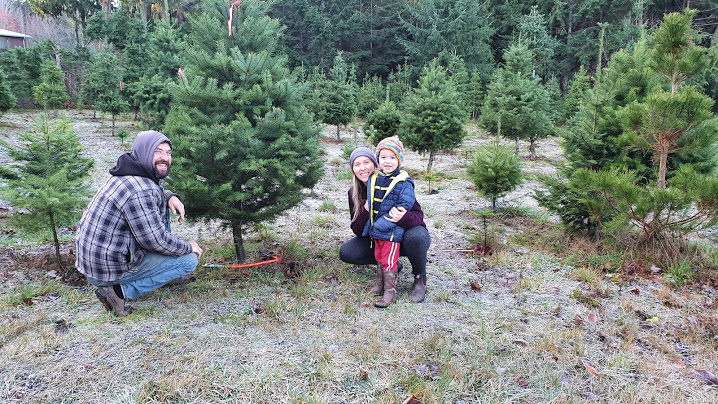 Lantzville U-CUT Christmas Tree Farm | 6930 Owen Rd, Lantzville, BC V0R 2H0, Canada | Phone: (250) 619-4392