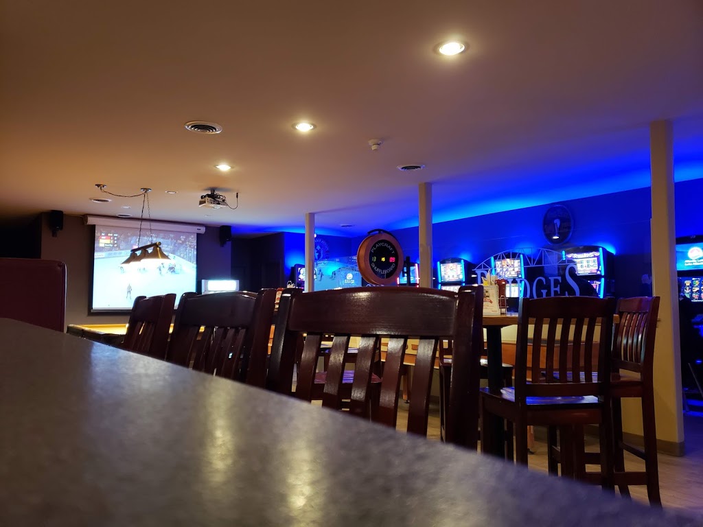 Five Bridges Bar & Grill | 121 Pine Glen Rd, Riverview, NB E1B 1V5, Canada | Phone: (506) 384-0992