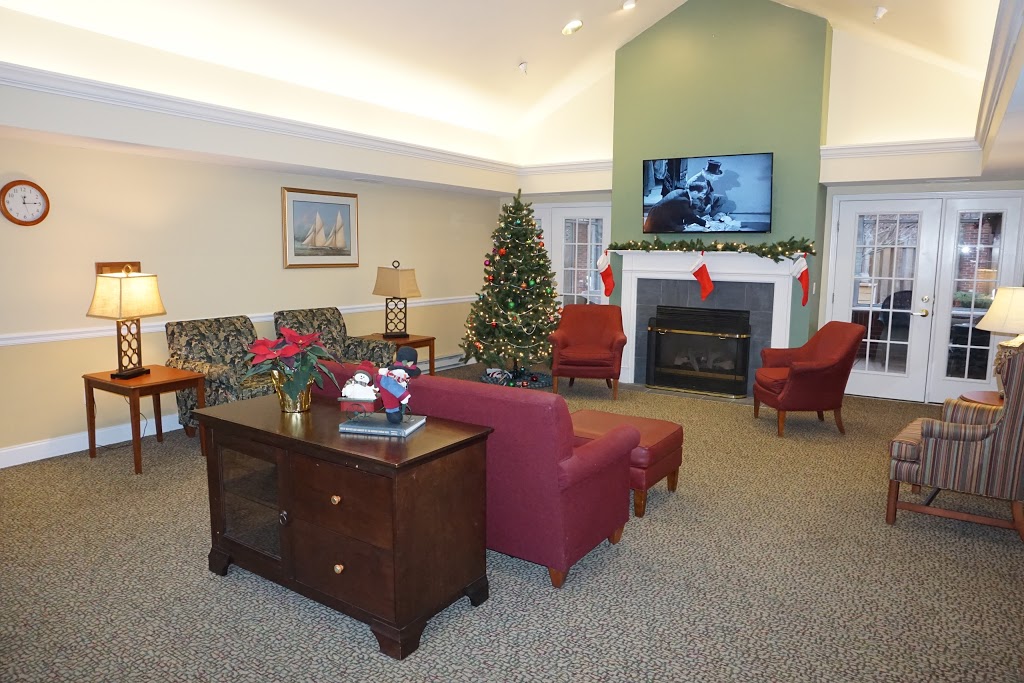 Peregrine Senior Living at Orchard Park | 101 Sterling Dr, Orchard Park, NY 14127, USA | Phone: (716) 675-1022