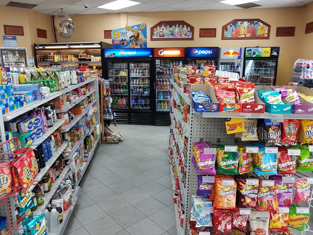 Esso | 301 Avenue Broadway, Montréal-Est, QC H1B 5A5, Canada | Phone: (514) 640-7205