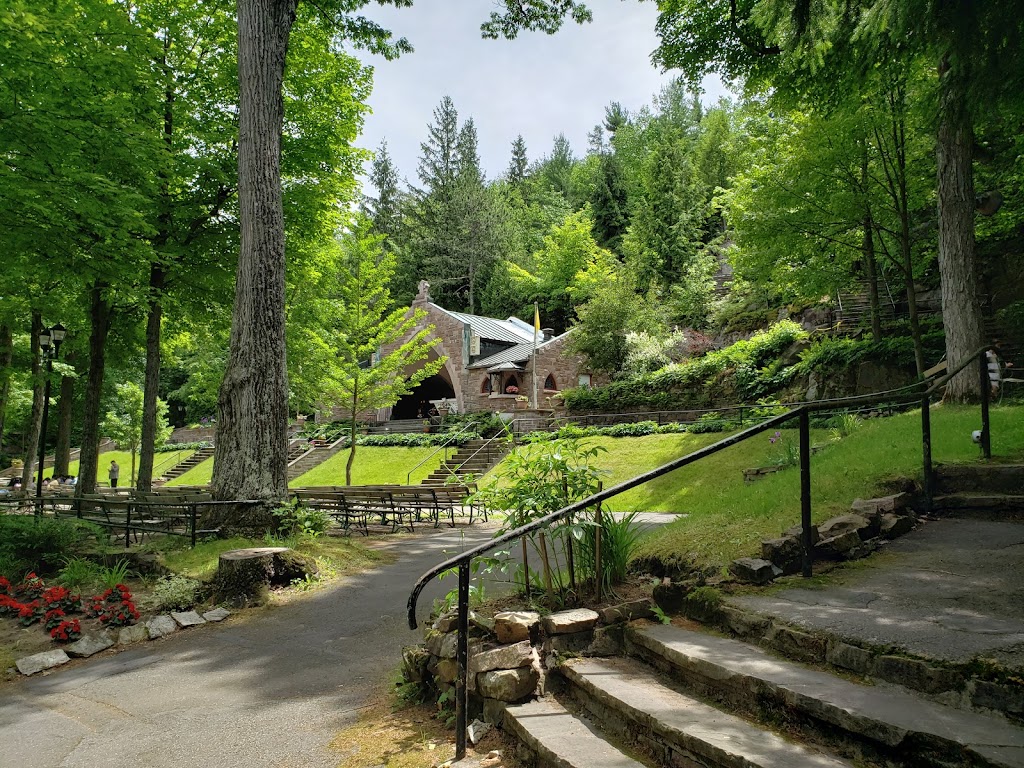 Our Lady of Lourdes Sanctuary | 18 Rue Bourget, Rigaud, QC J0P 1P0, Canada | Phone: (450) 451-4631