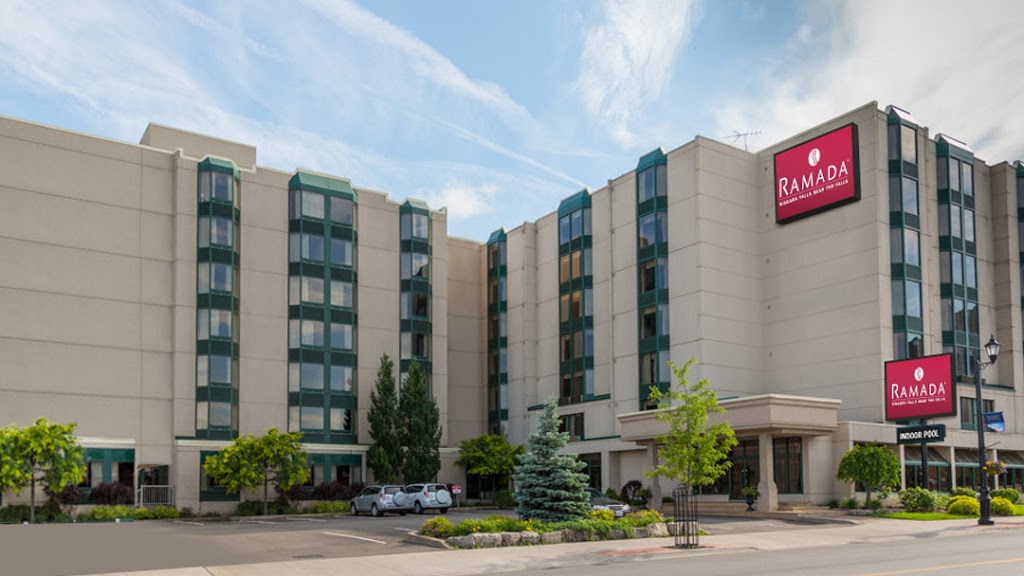 Ramada Niagara Falls Near the Falls | 5706 Ferry St, Niagara Falls, ON L2G 1S7, Canada | Phone: (905) 356-0052