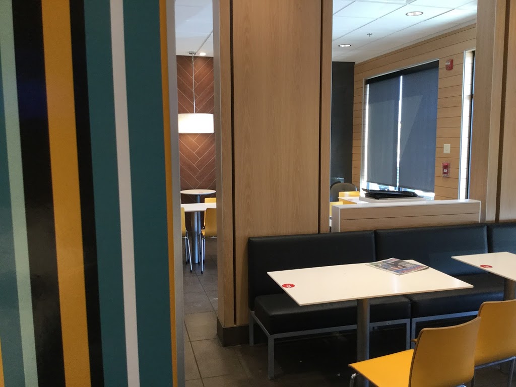 McDonalds | 1296 Webber Greens Dr NW, Edmonton, AB T5T 7C5, Canada | Phone: (587) 462-3693