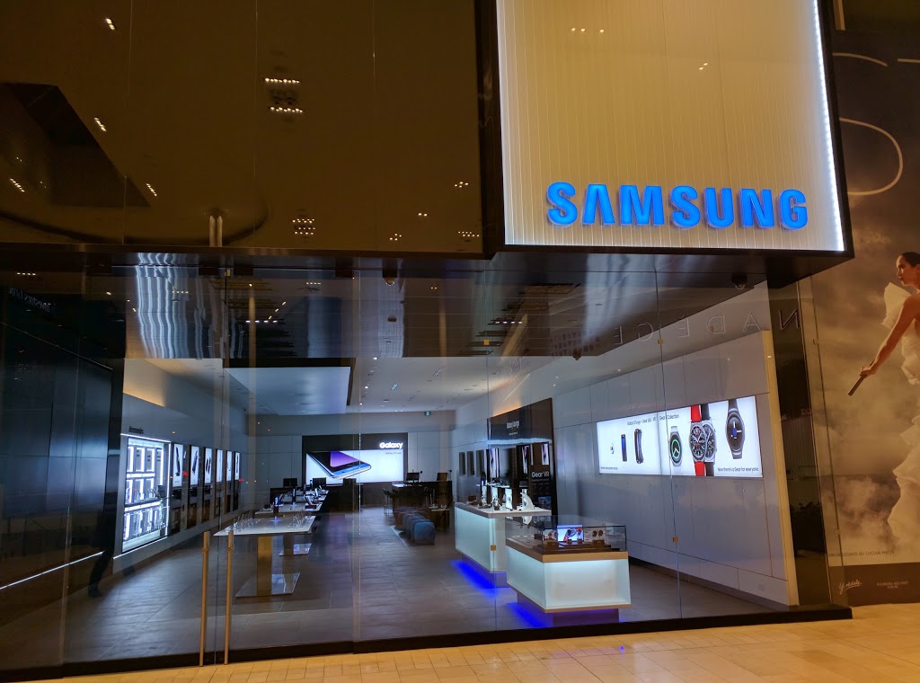 Samsung Experience Store - Yorkdale | 3401 Dufferin St, North York, ON M6A 2T9, Canada | Phone: (416) 784-0819