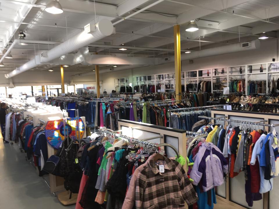 Just Thrift | 53 Orfus Rd, North York, ON M6A 1L7, Canada | Phone: (416) 789-9449