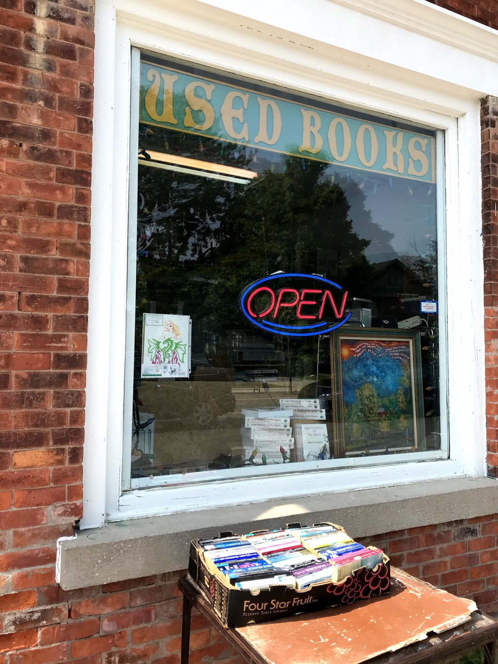 Alfsen House Books | 154 Main St N, Markham, ON L3P 1Y3, Canada | Phone: (905) 294-2571