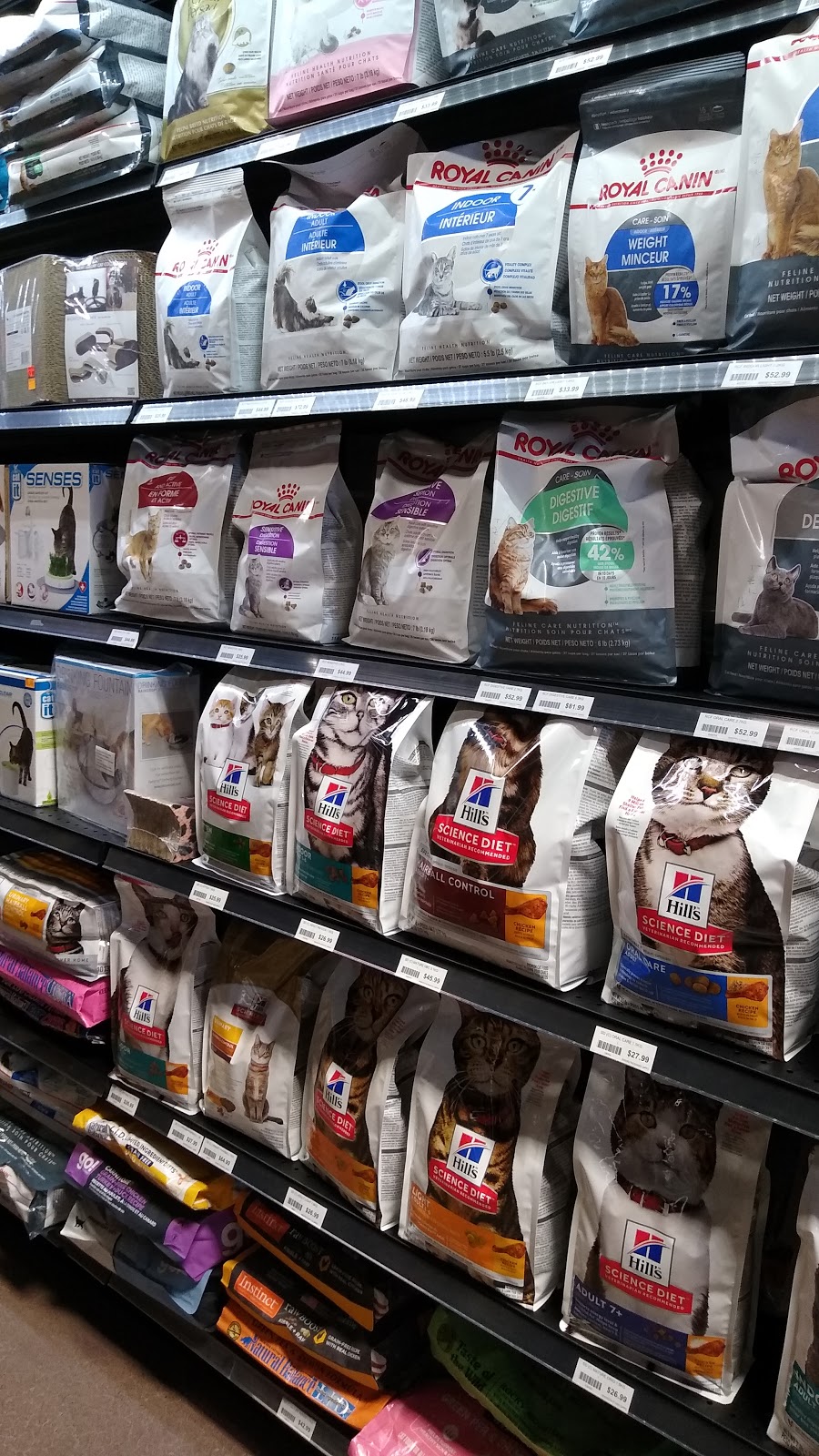 Global Pet Foods | 2369 Brimley Rd Unit 1, Scarborough, ON M1S 3L6, Canada | Phone: (416) 298-0028