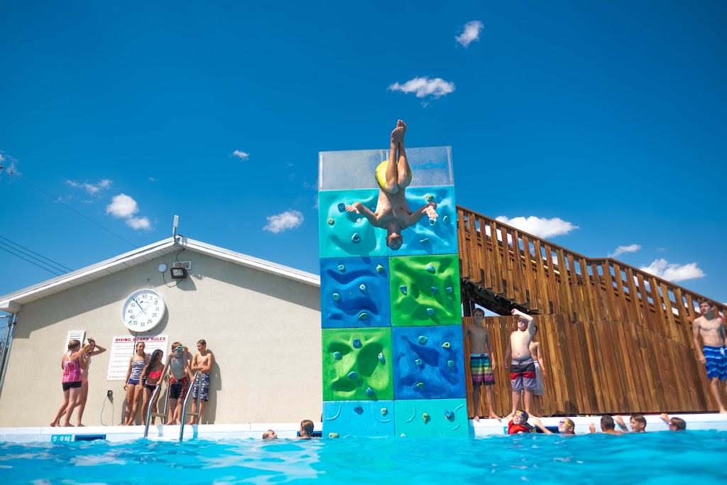 Raymond Aquatic Centre | 60 N 100 W, Raymond, AB T0K 2S0, Canada | Phone: (403) 752-4781