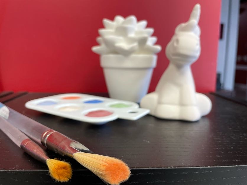 Busy Brushes Pottery Painting | 822 Rye St, Peterborough, ON K9J 6W9, Canada | Phone: (705) 760-9998