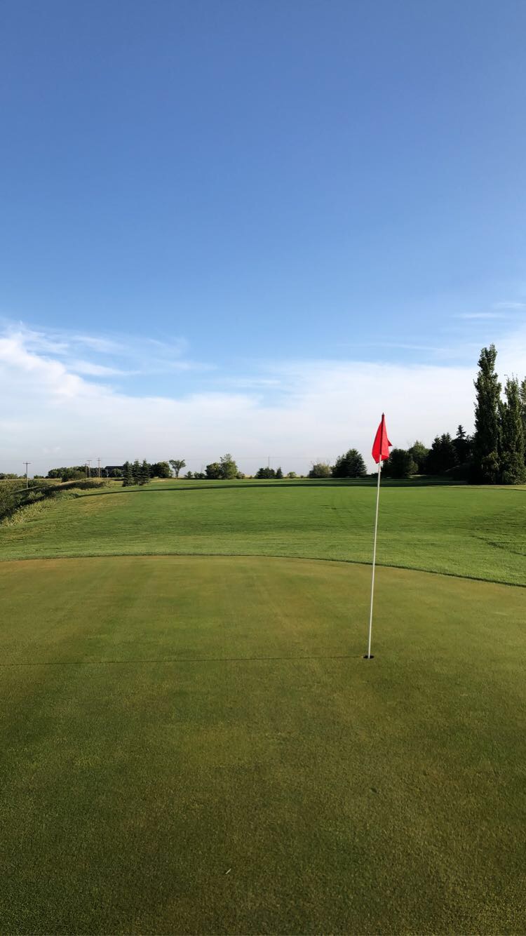 Oxbow Country Golf Course | Township Rd 244, Strathmore, AB T1P 1K5, Canada | Phone: (403) 934-3693