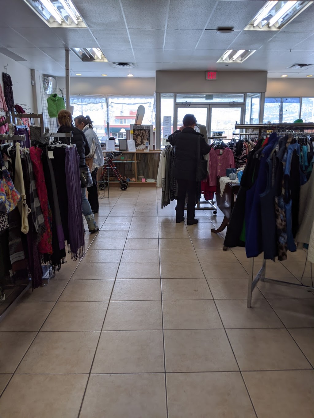 Salvation Army Thrift Store | 318 Ellis St, Penticton, BC V2A 4L7, Canada | Phone: (250) 492-3946