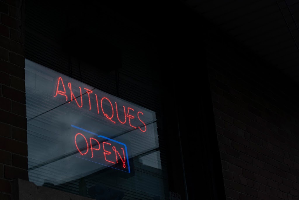 Antiques From A To Z 2005 | 1175 Rose St, Regina, SK S4R 1Z5, Canada | Phone: (306) 352-7450