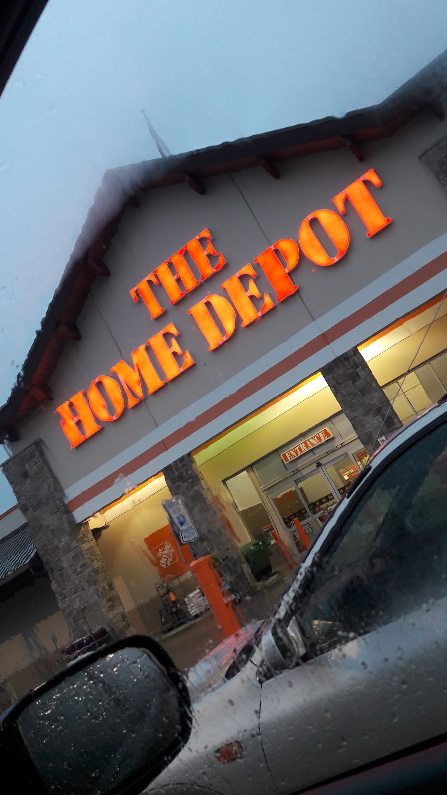 The Home Depot | 39251 Discovery Way, Squamish, BC V8B 0M9, Canada | Phone: (604) 892-8800