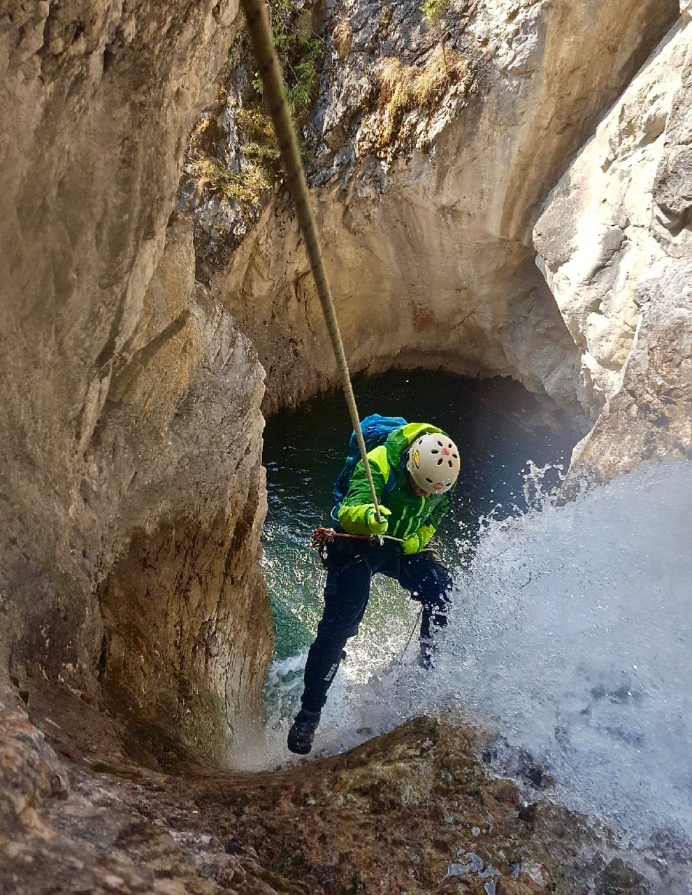 Bow Valley Canyon Tours | 42 Lac Des Arcs Dr, Lac des Arcs, AB T1W 2W3, Canada | Phone: (855) 653-8877