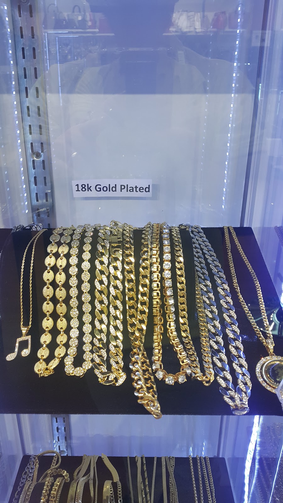 7JEWELRY | 499 Main St S Unit #135A, Brampton, ON L6Y 1N7, Canada | Phone: (437) 774-4702