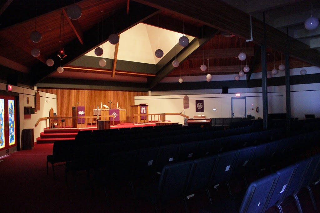 Holy Cross Lutheran Church | 1405 31 St W, Saskatoon, SK S7L 0R9, Canada | Phone: (306) 382-0544
