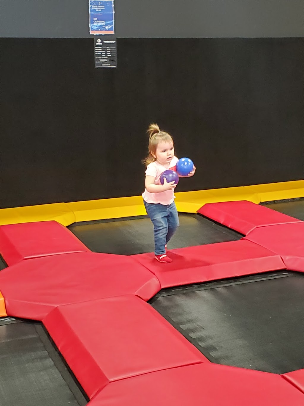 Xtreme Trampoline Park | 1525 Robinson Ct, Kingston, ON K7P 0C7, Canada | Phone: (888) 987-0228