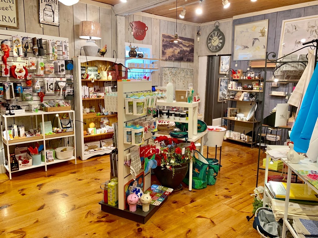 Green Gables Gifts & Greetings | 286 Bloomfield Main St, Bloomfield, ON K0K 1G0, Canada | Phone: (613) 393-1494