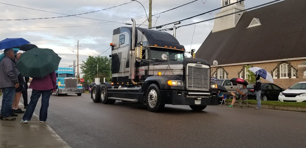 Festival Du Camionneur | 4961 Rue des Saules, La Doré, QC G8J 1G8, Canada | Phone: (418) 256-1239