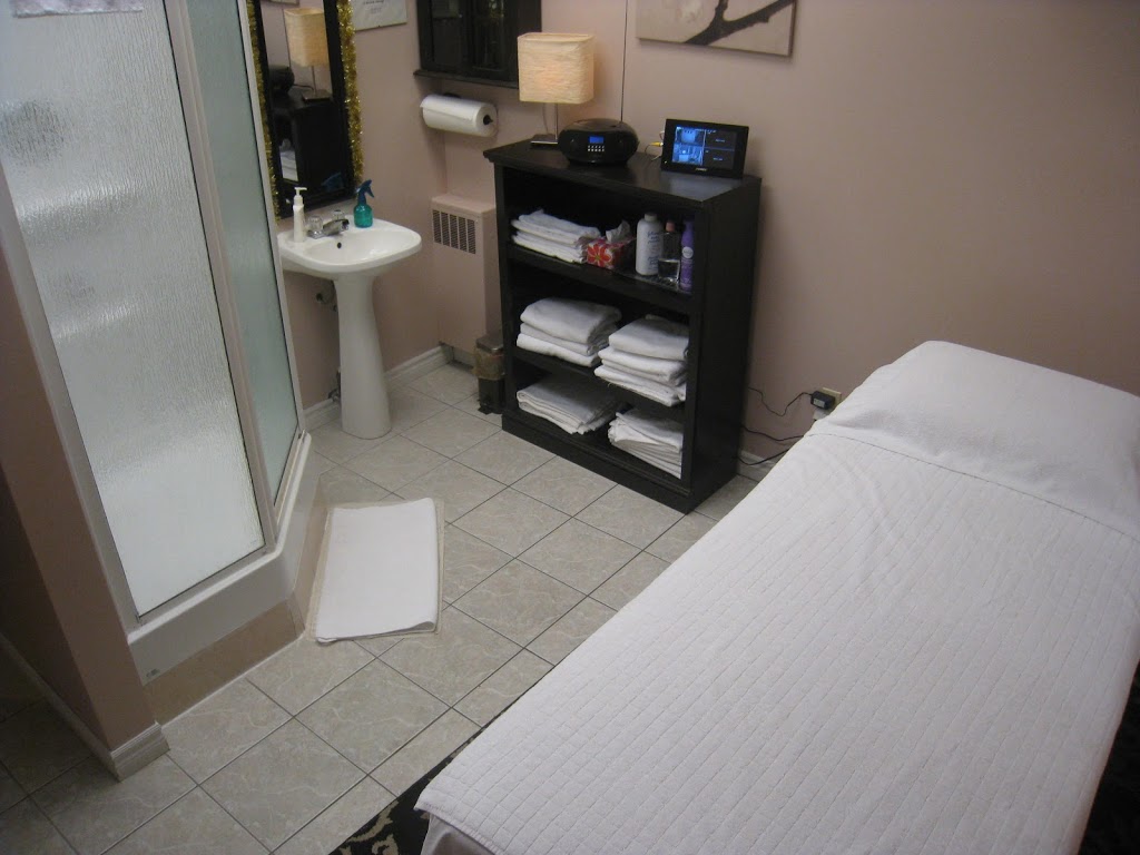 Islington Spa | 2304 Islington Ave, Etobicoke, ON M9W 3W9, Canada | Phone: (416) 744-4208