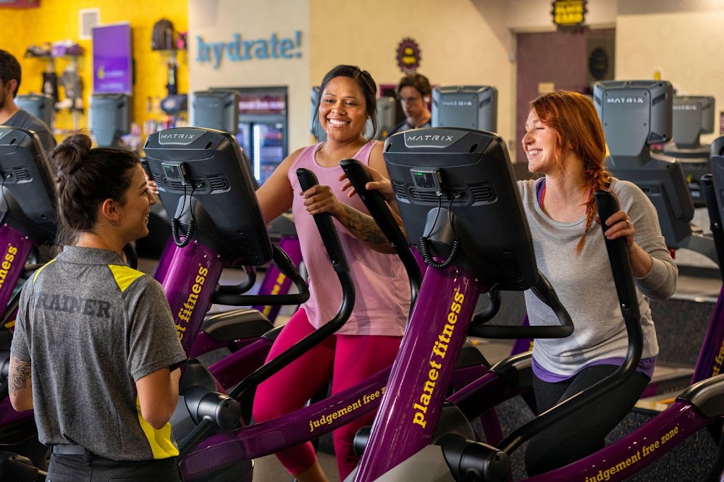 Planet Fitness | 450 Garrison Rd, Fort Erie, ON L2A 1N2, Canada | Phone: (365) 801-5553