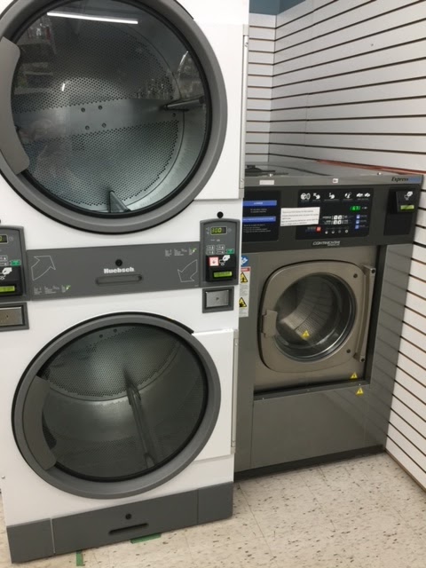 DK Laundromat | 48 Ridge Rd, Deep River, ON K0J 1P0, Canada | Phone: (613) 291-9029