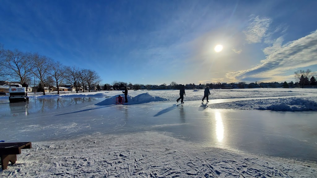 Gateway Recreation Centre | 1717 Gateway Rd, Winnipeg, MB R2G 4H1, Canada | Phone: (204) 982-1234