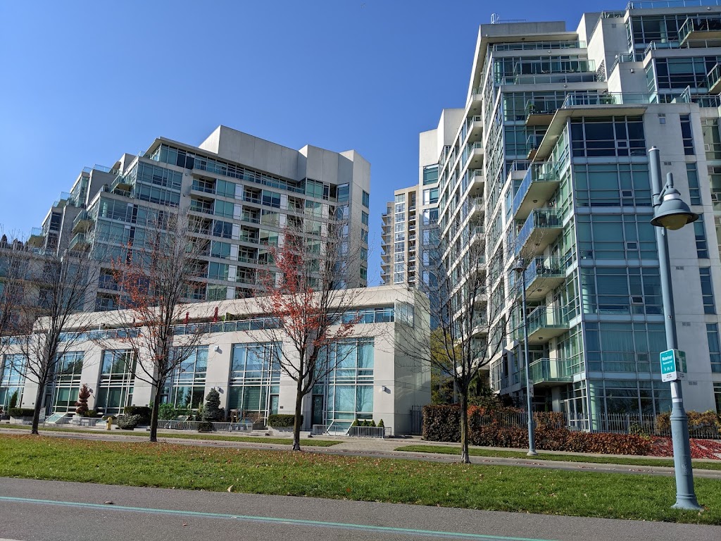 Grenadier Landing | 5 Marine Parade Dr, Etobicoke, ON M8V 4B4, Canada | Phone: (416) 259-6097