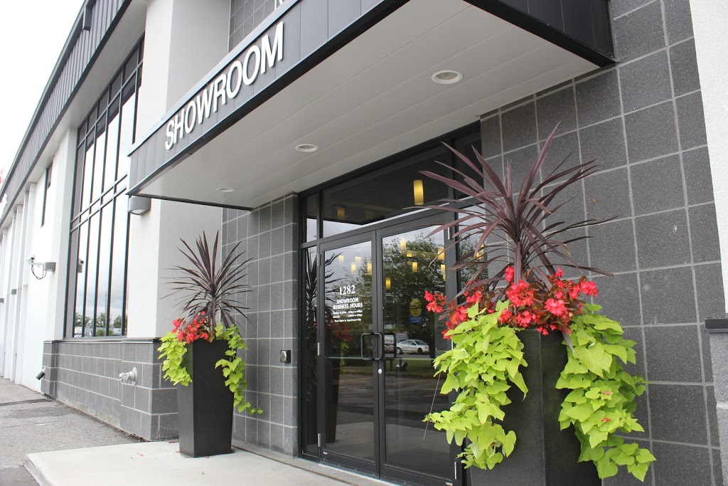 Mondeau | 1282 Algoma Rd, Gloucester, ON K1B 3W8, Canada | Phone: (613) 746-7072