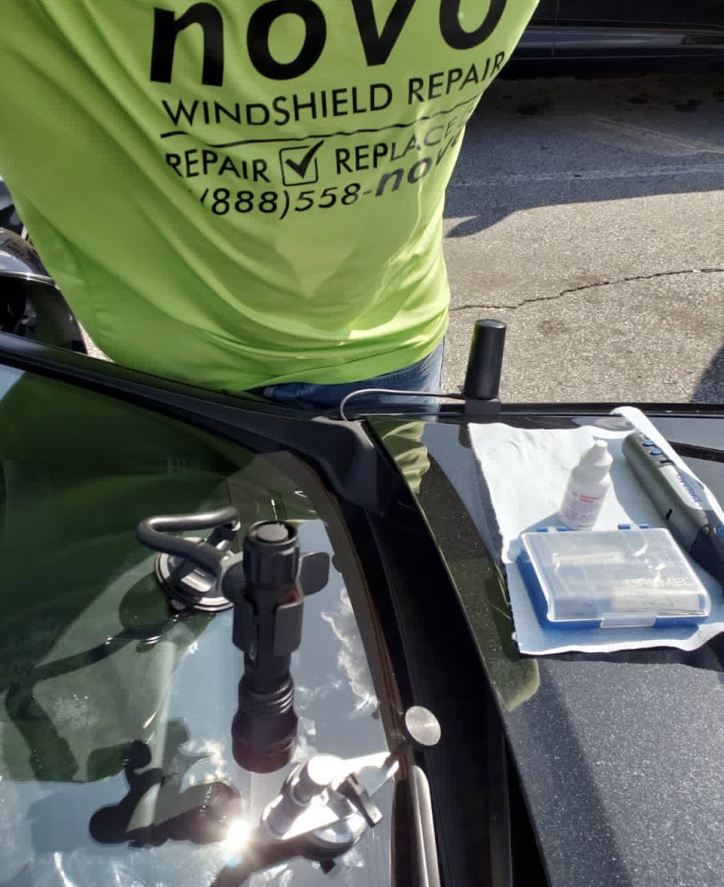 Novo Windshield Repair | 5975 Glen Erin Dr Unit 315, Mississauga, ON L5M 5P9, Canada | Phone: (519) 903-6686