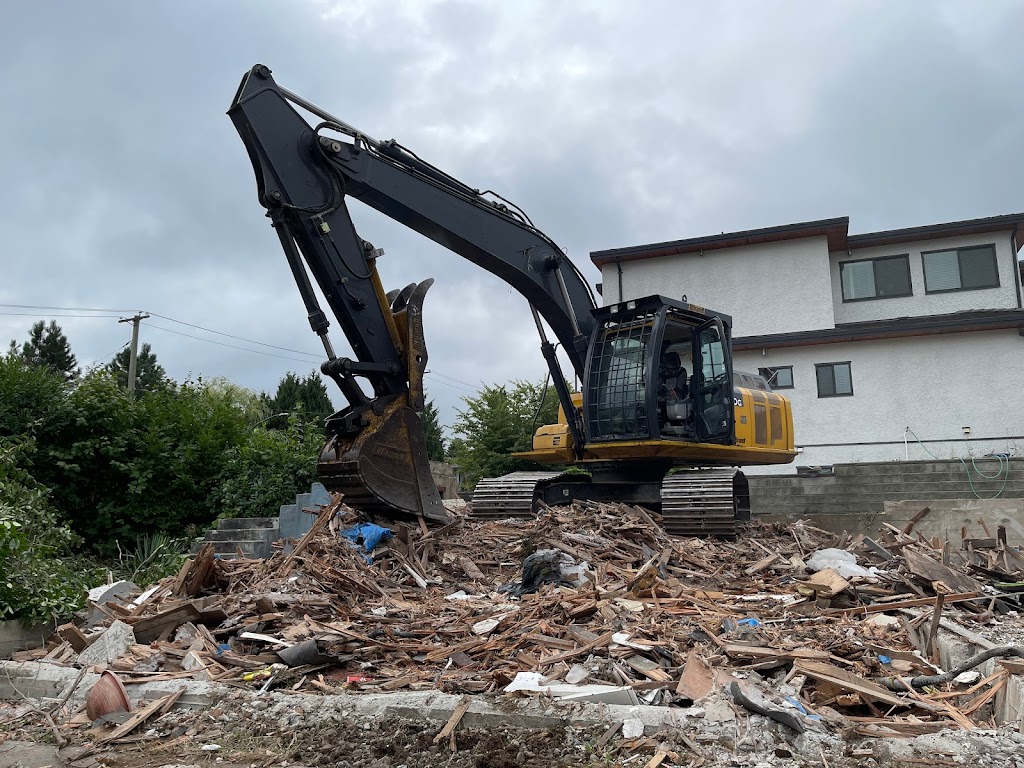 Prime Demolition & Excavating Surrey | 19714 44 Ave., Langley, BC V3A 3C9, Canada | Phone: (604) 652-1421