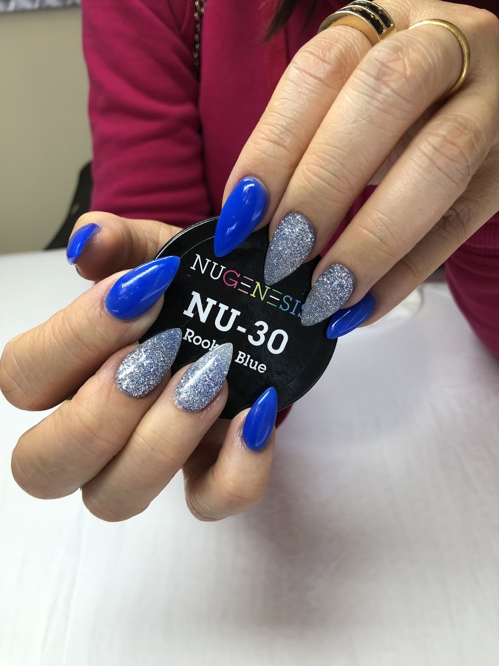 Deluxe Nails & Spa | 3255 Rutherford Rd Unit 32, Concord, ON L4K 5Y5, Canada | Phone: (905) 761-8808