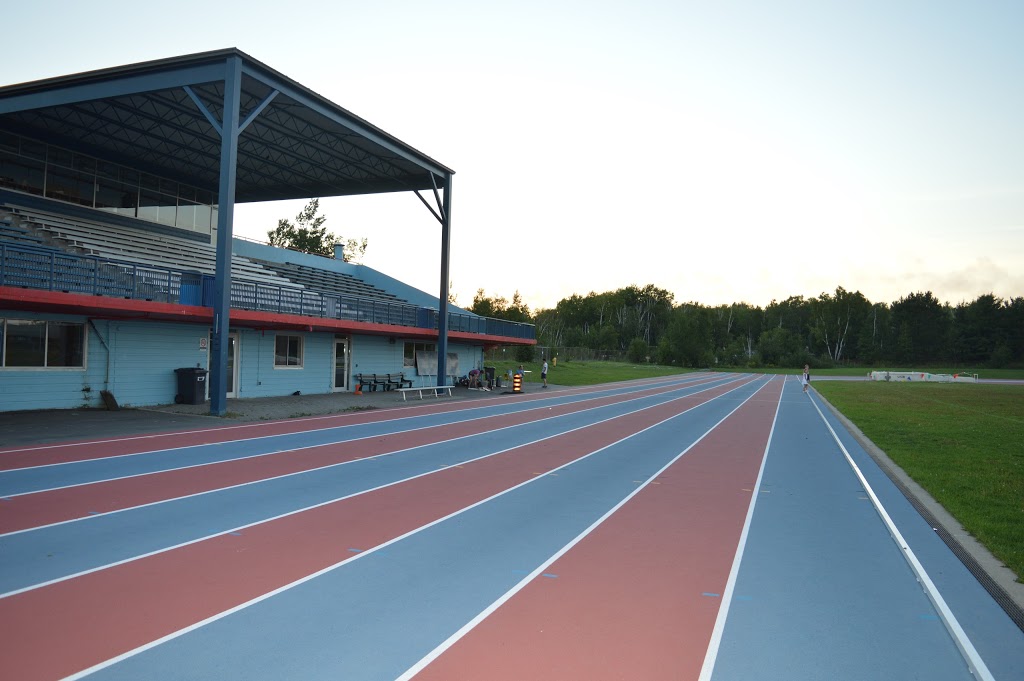 Laurentian University Track | 935 Ramsey Lake Rd, Sudbury, ON P3E 2C6, Canada | Phone: (705) 675-1151 ext. 1002