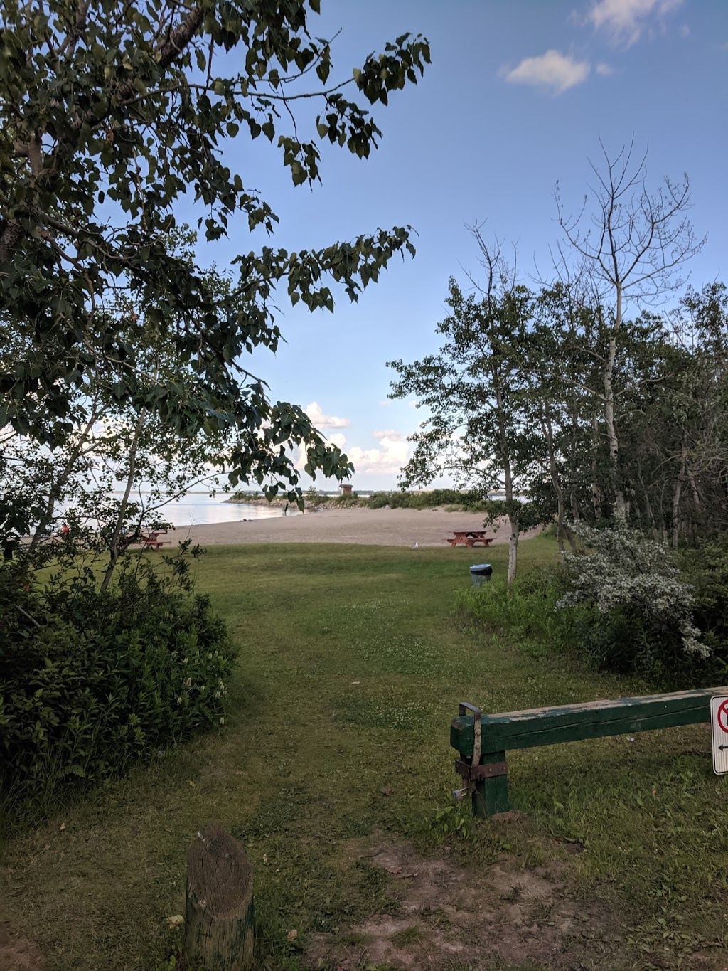 Rochon Sands Provincial Park | 1 Bay View St, Rochon Sands, AB T0C 3B0, Canada | Phone: (403) 742-4338