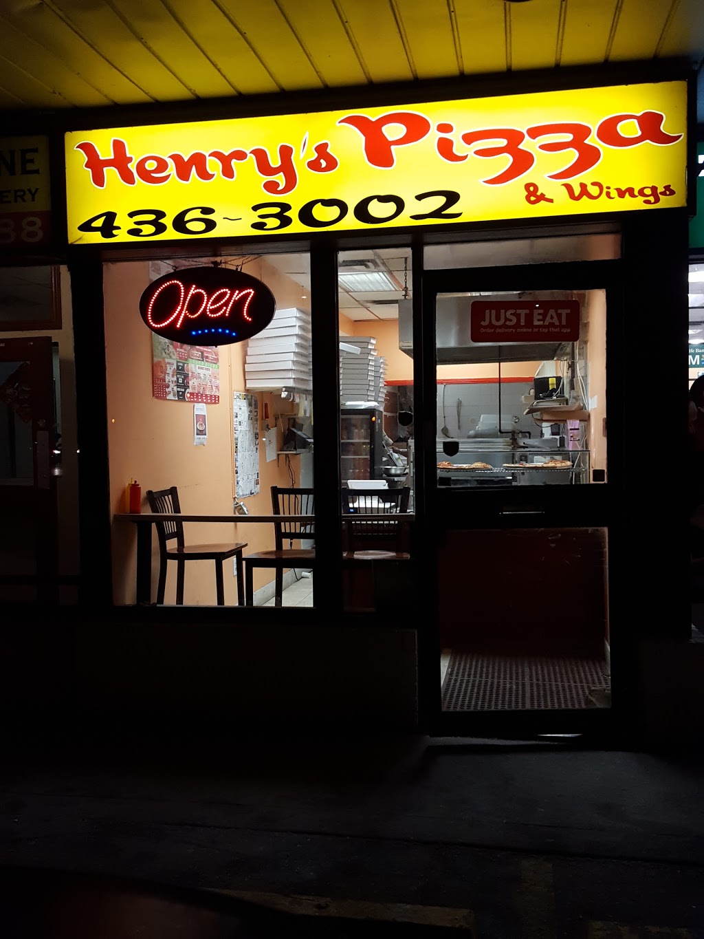 Henrys Pizza & Wings | 799 Park Rd S, Oshawa, ON L1J 4K1, Canada | Phone: (905) 436-3002