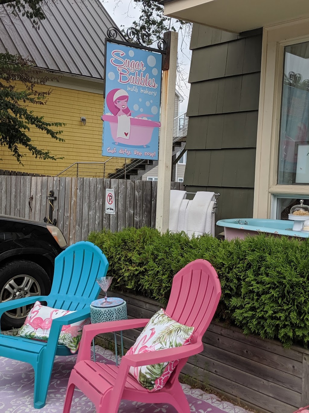 Sugar Bubbles Bath Bakery | 633 Main St, Mahone Bay, NS B0J 2E0, Canada | Phone: (902) 821-7837