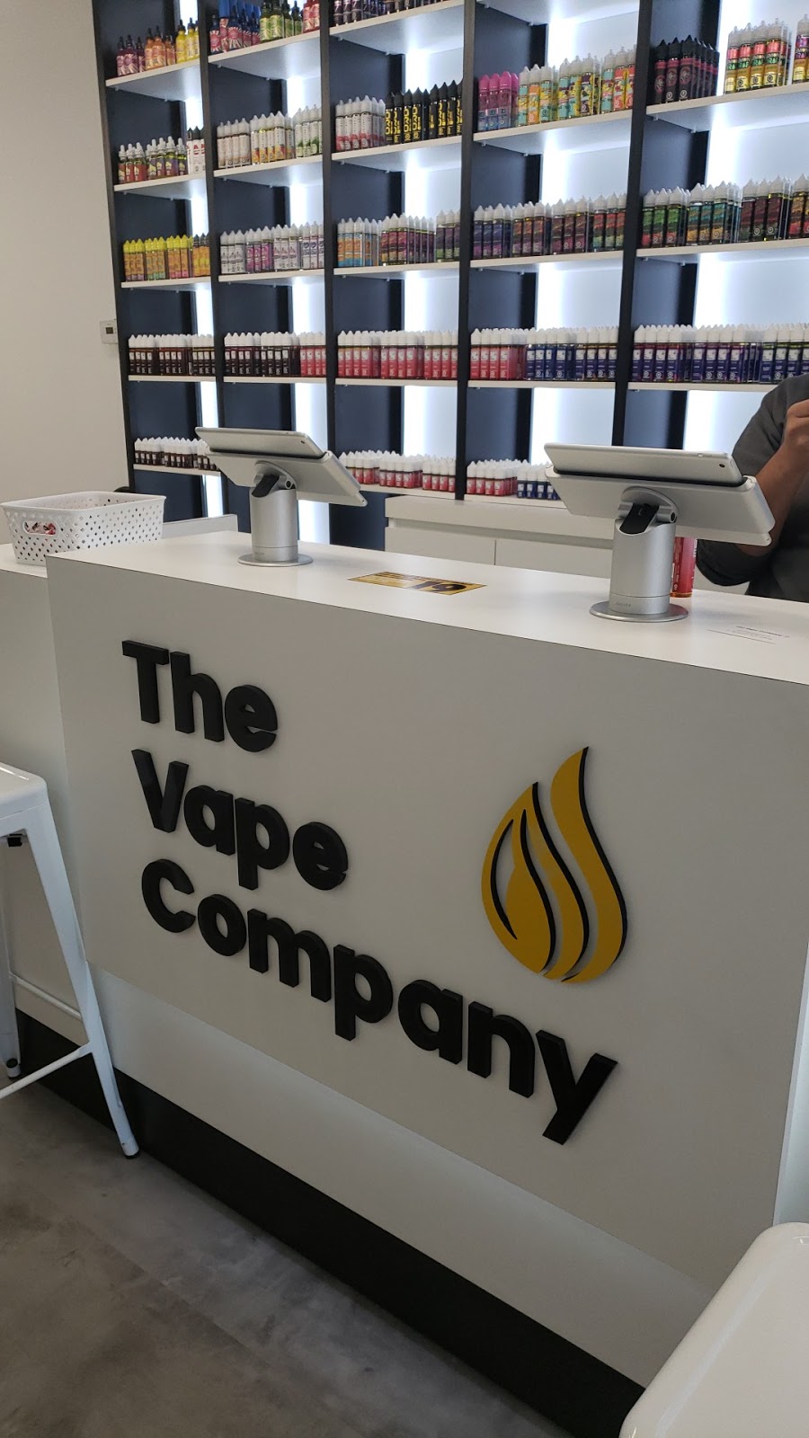 The Vape Company (Vape Store Mississauga) | 925 Rathburn Rd E, Mississauga, ON L4W 4C3, Canada | Phone: (289) 724-0044